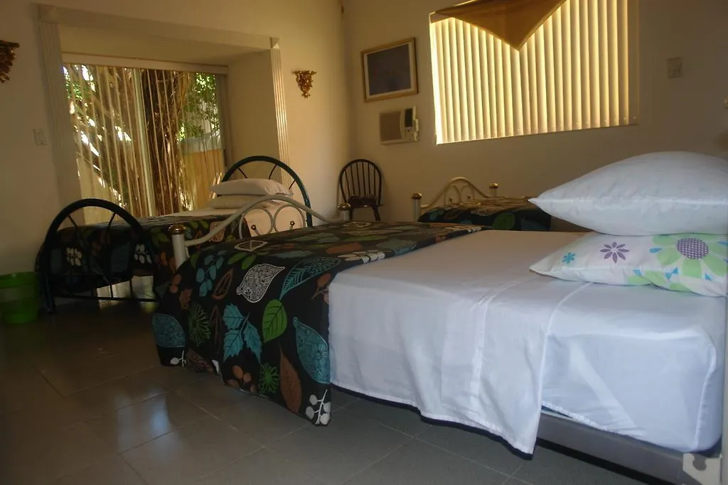 Pensión Residencia Los Encantos Cancún