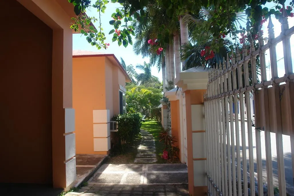 Pensión Residencia Los Encantos Cancún