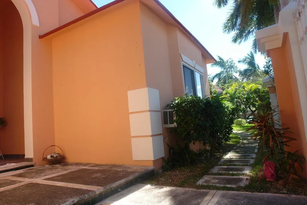 Residencia Los Encantos Cancún Pensión