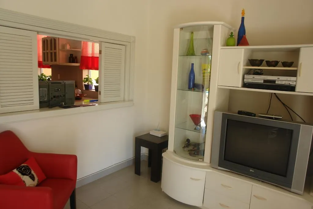 Residencia Los Encantos Cancún 2*,  México
