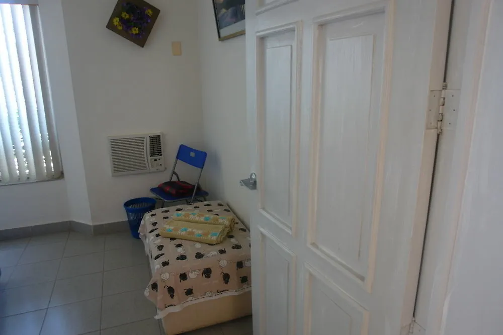 Pensión Residencia Los Encantos Cancún