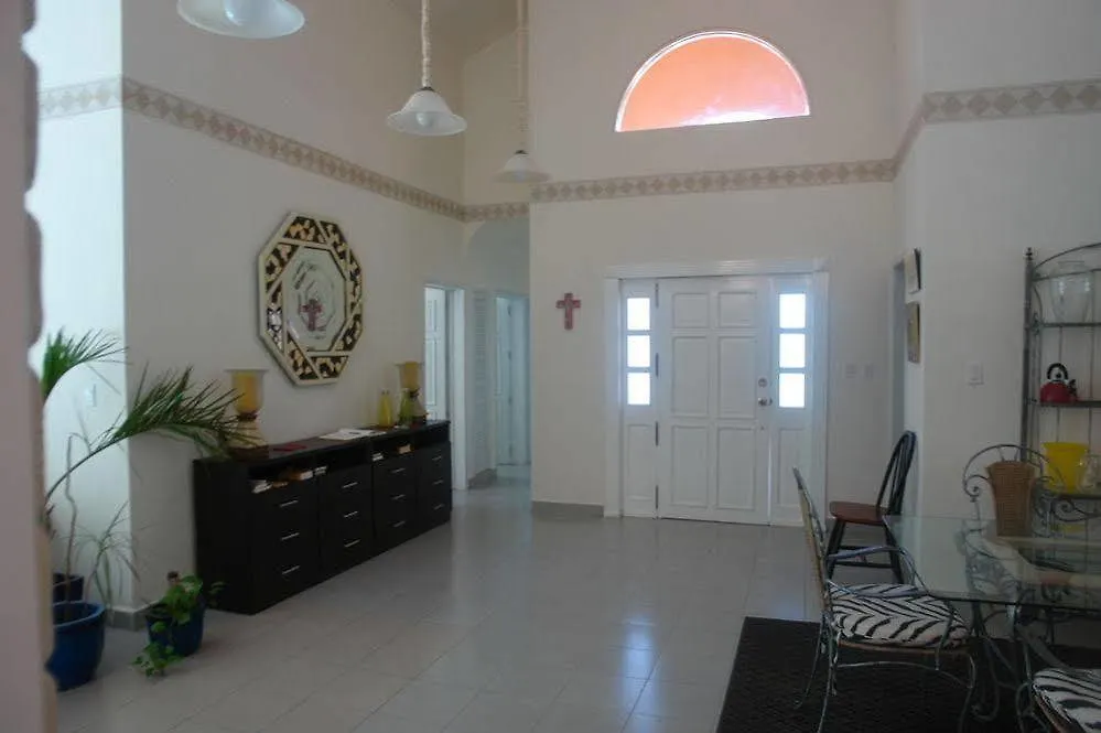 Residencia Los Encantos Cancún Pensión
