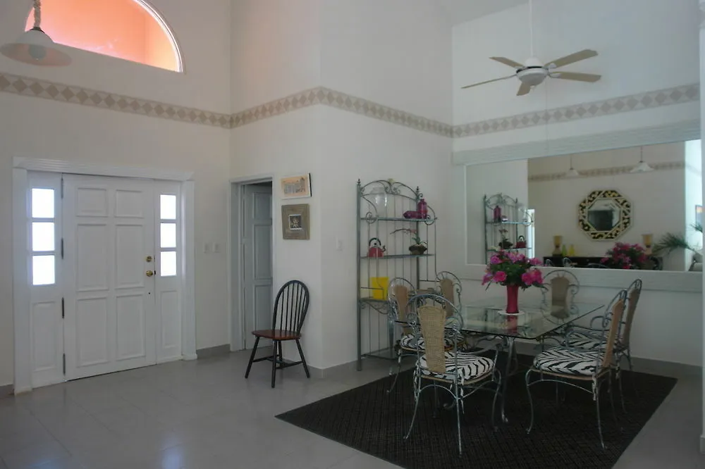 Residencia Los Encantos Cancún